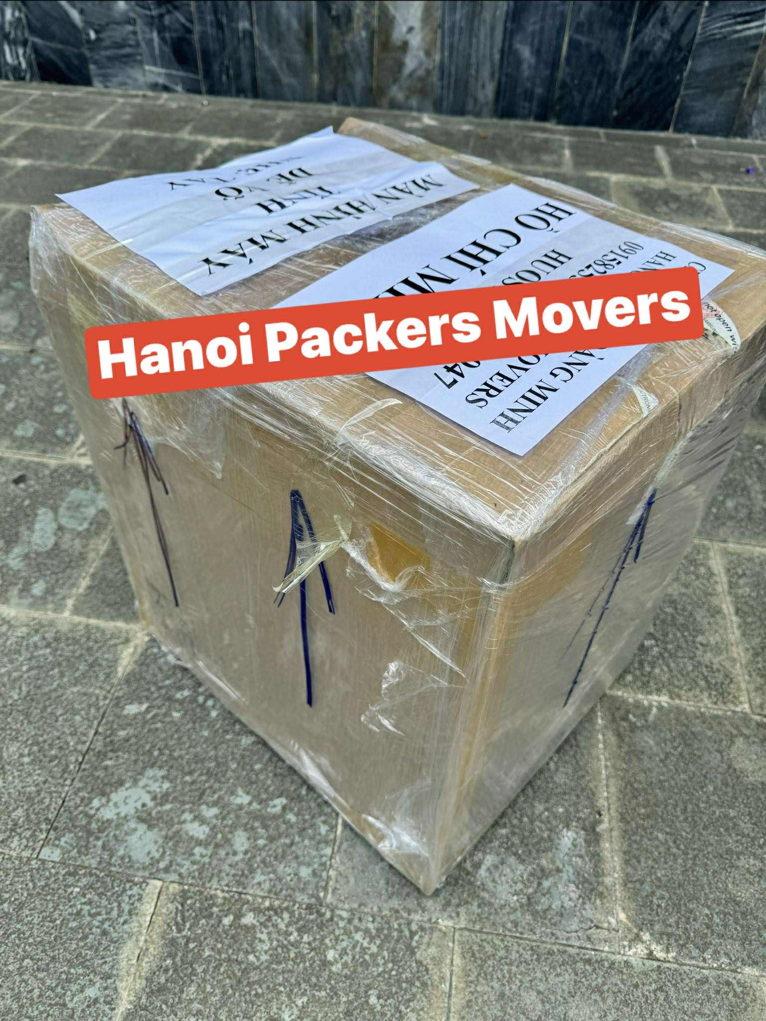 Đóng gói vali khi chuyển nhà từ Hà Nội đi Đà Nẵng 